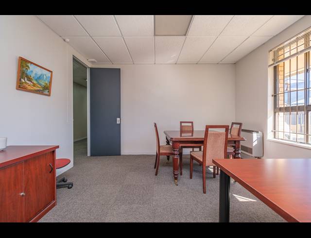 867M² BUILDING FOR SALE IN FERNDALE